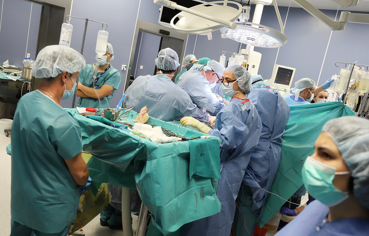 Първа чернодробна трансплантация във ВМА за 2024 година