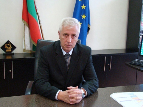 министър на здравеопазването Николай Петров