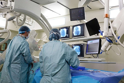Миниробот в живо сърце помага на хирурзите