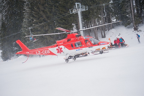 Медицински хеликоптер Планинска грижа Банско