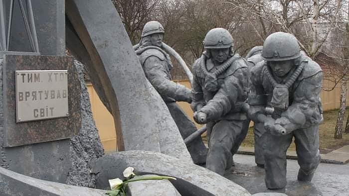 Чернобил: Трима мъже, които спасиха света от катастрофа, която би променила хода на историята