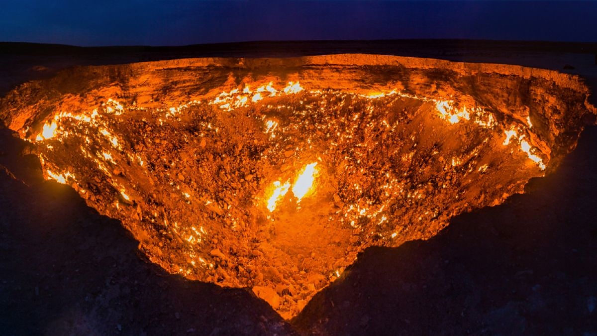 Обектът Дарваза в Туркменистан, наричан Портата на ада, е газово находище.