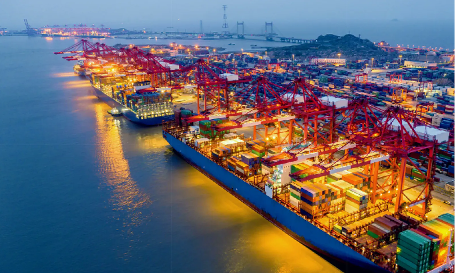 Китай е изградил глобална мрежа от стратегически важни пристанища