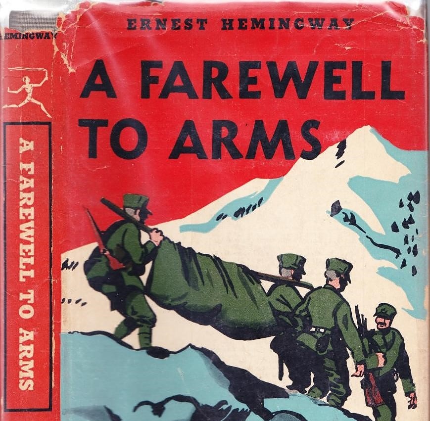 Главният герой от полубиографичния антивоенен роман на Ърнест Хемингуей “Сбогом на оръжията” е шофьор на линейка.