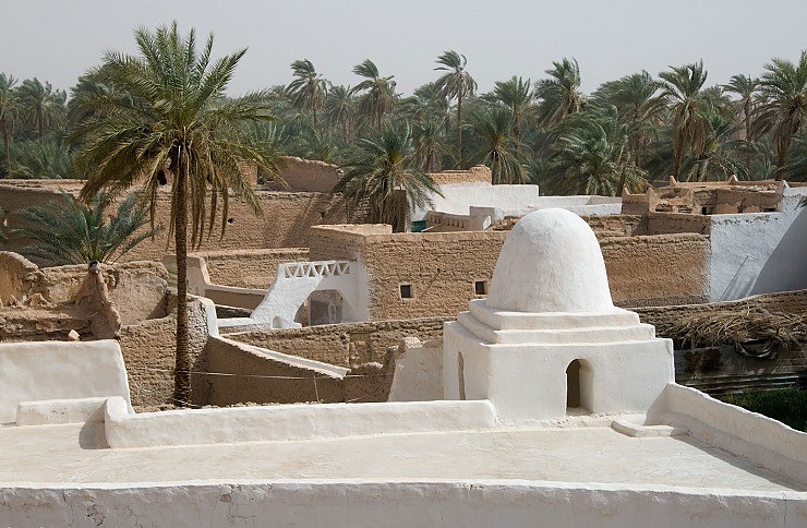 Оазисът  Гадамес, разположен на границата на Либия, Тунис и Алжир, е населен предимно с туареги.
