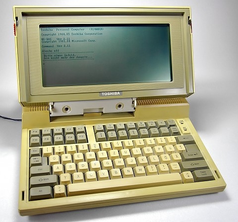 Първият лаптоп Тошиба