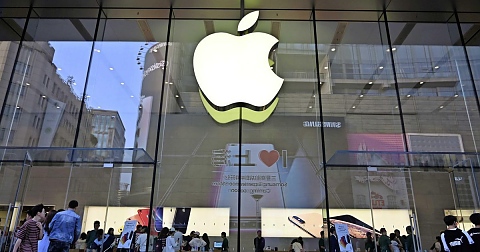 Apple иска да прехвърли 30% от производството си извън Китай