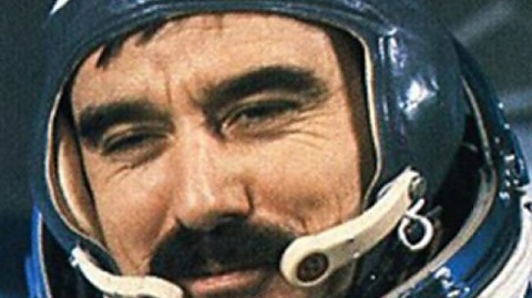 Георги Иванов - първият български космонавт