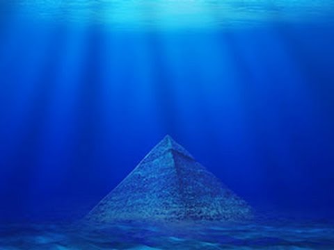 Кристални пирамиди в Бермудския триъгълник