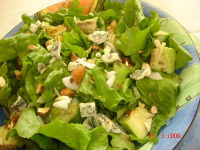 Рецепта за салата с авокадо, спанак и зехтин
