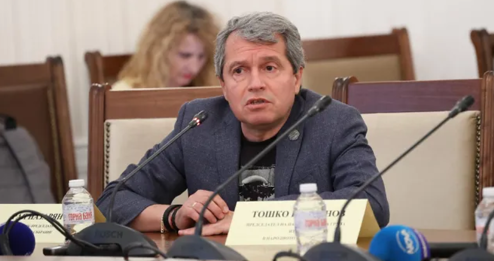 Тошко Йорданов към младите лекари: Ако вие не искате, чужденци ще работят за по 500 лв.