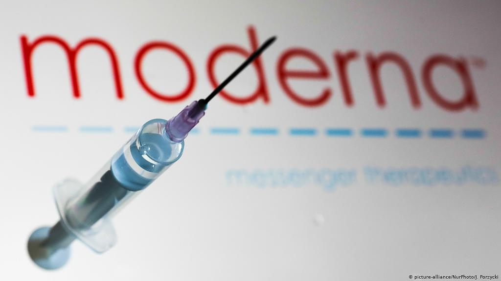 Листовката и първите 2400 дози на ваксината Moderna идват в България