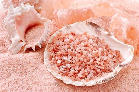 Синя сол, розова хималайска сол, черна кипърска сол, кафява сол
