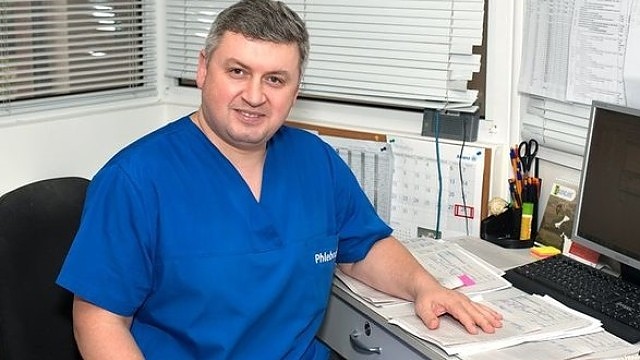 43 годишният хирург от Бургас д-р Бирджан Йозтюрк загуби битката с COVID