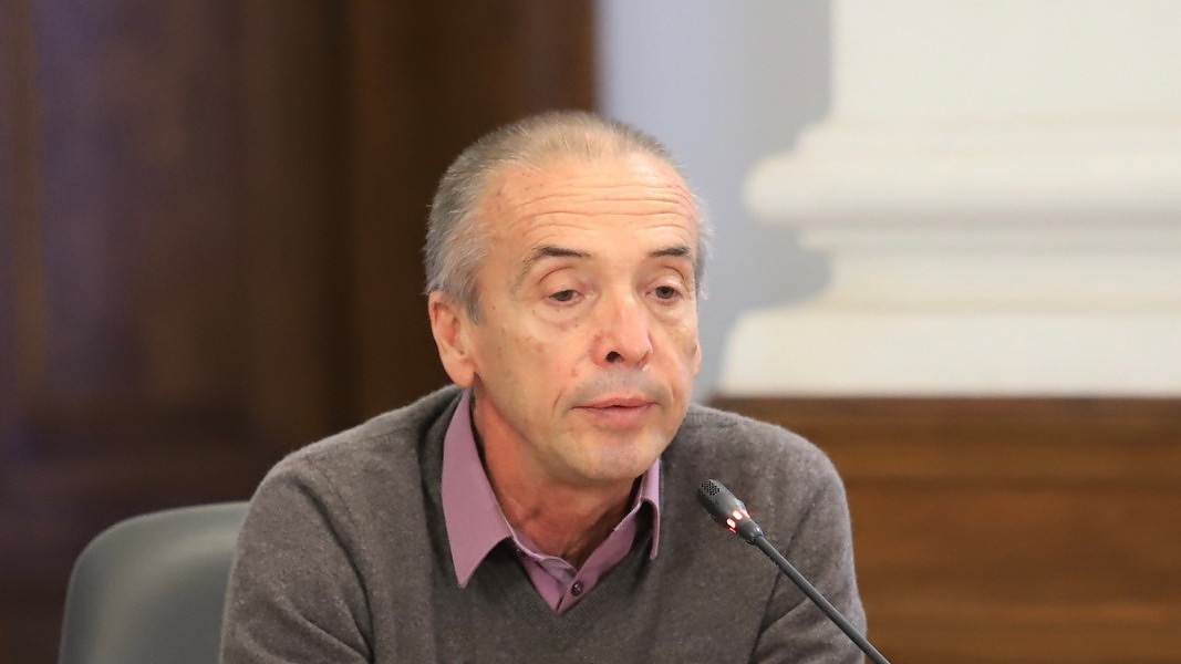 Доц. Мангъров: Новият здравен министър да отмени безумните мерки