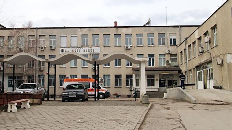 Прекратяват се ражданията в болницата в Карлово