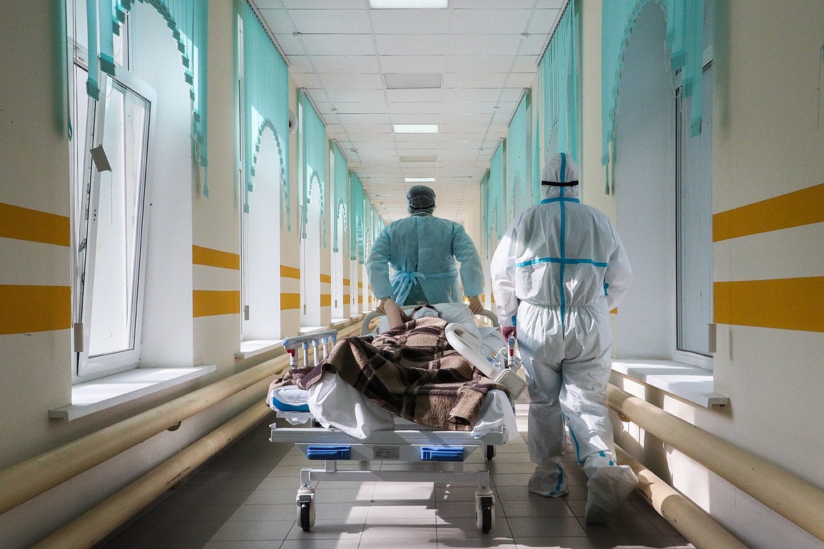 Броят на заразените COVID на ден в Русия е двоен на излекуваните