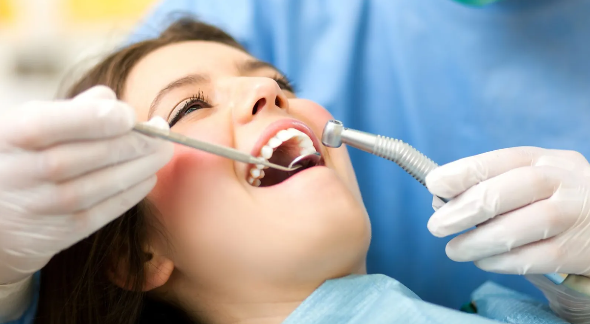 Зъбен камък - възпаление на венците и кариес