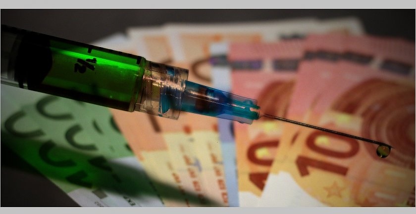 Срещу 17 евро властите ще накарат всеки да се ваксинира
