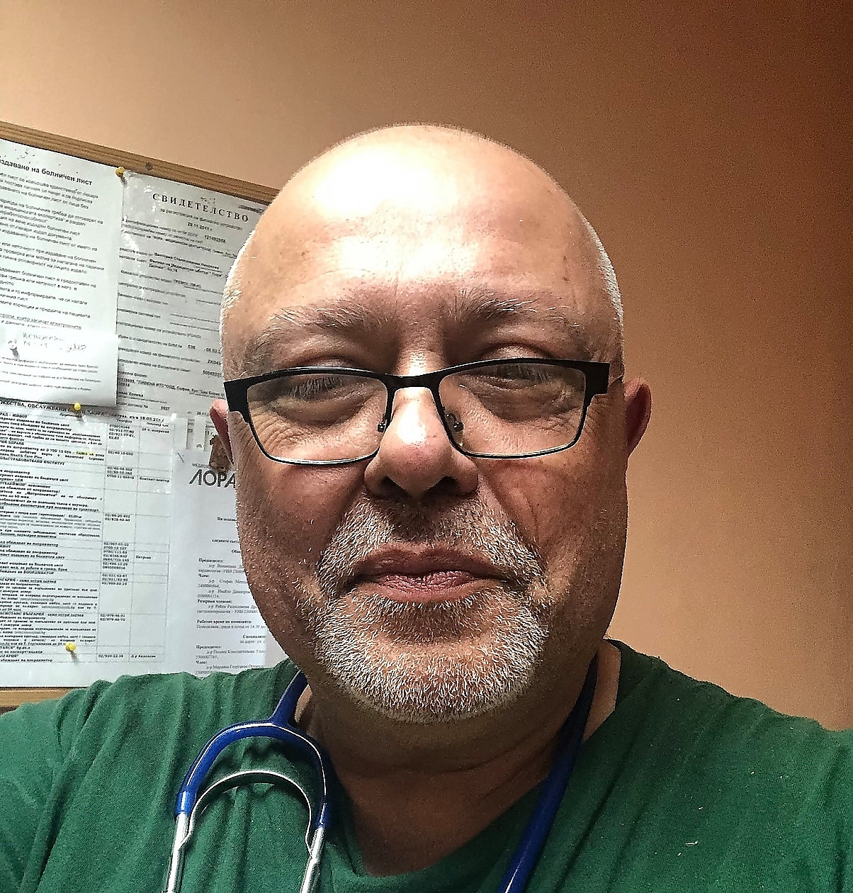 Д-р Кехайов: Лекари от цял свят с резерви относно 3-та доза