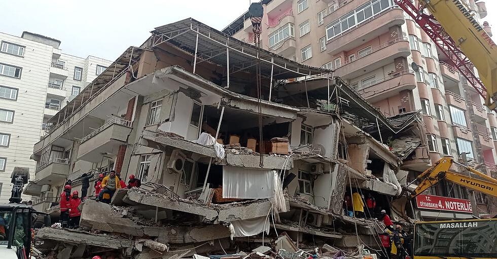 Земетресение в Турция