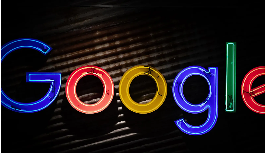 Google е обвинен в кражба на данни от милиони потребители, за да обучи своя AI