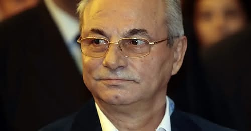 ДПС на Доган излезе с позиция: Обединение няма