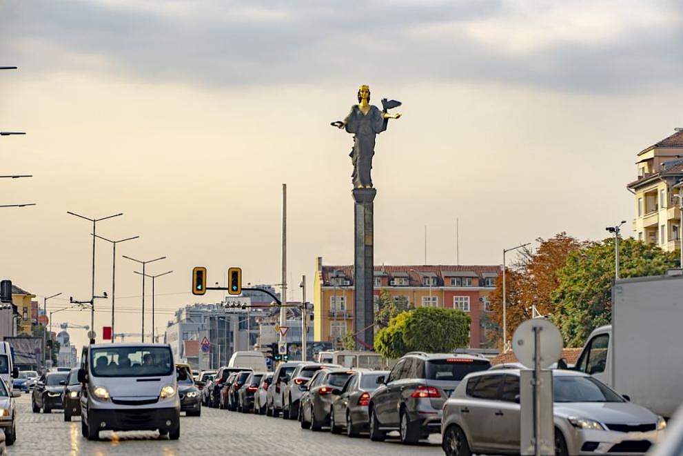От 1 декември спират старите коли в центъра на София