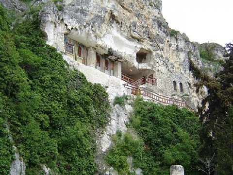 Ивановските скални манастири