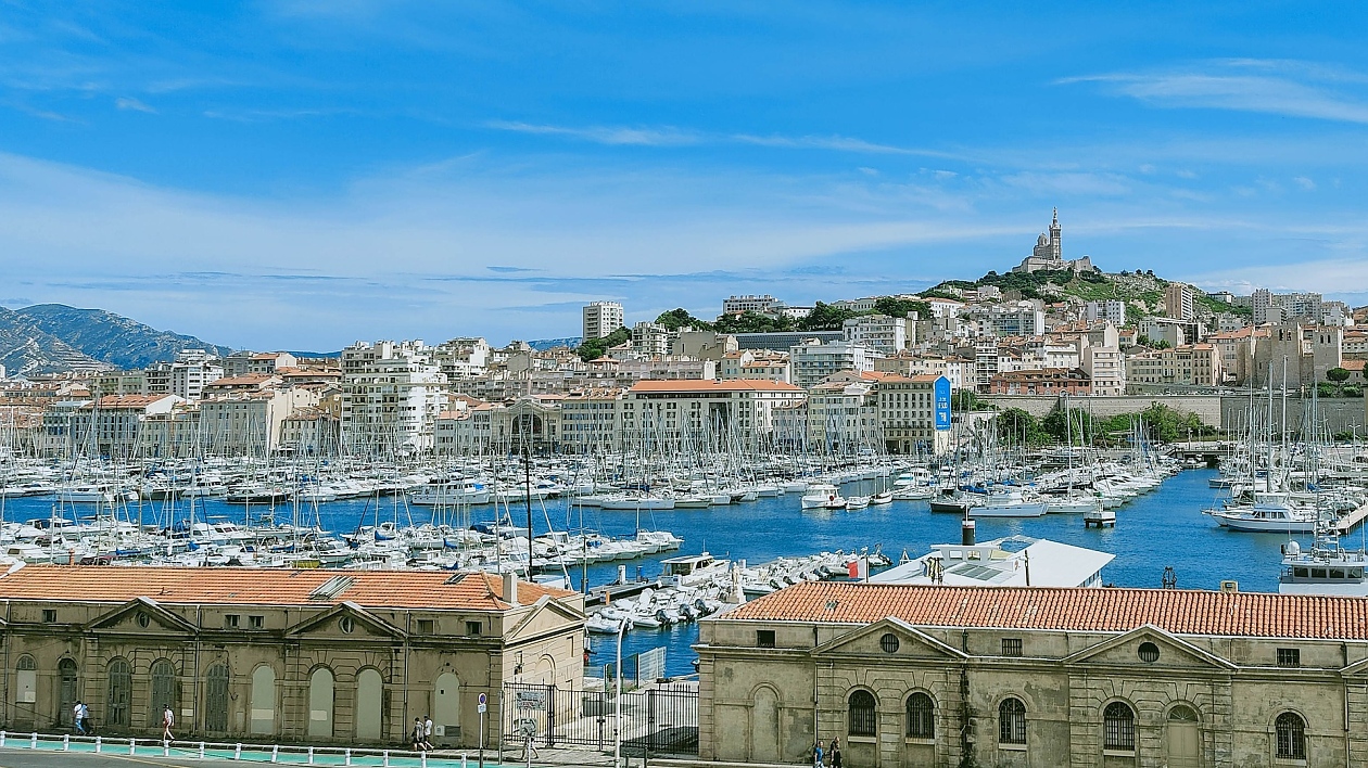 Марсилия е най-старият град във Франция, основан от гръцки мореплаватели още през 600 г. пр. н.е.