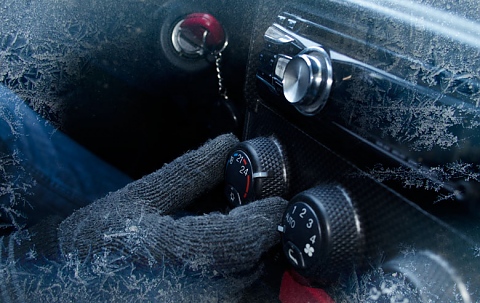 Не загрявайте колата на място през зимата
