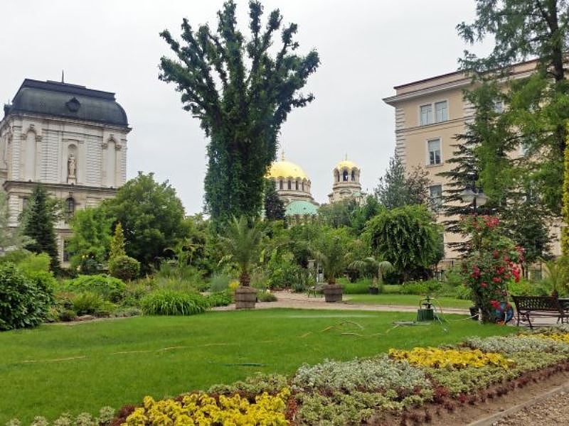Ботаническата градина на Софийския университет на 130 години