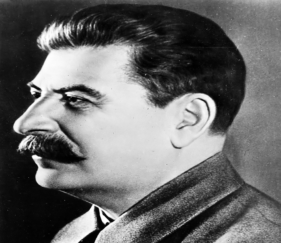 От руската дума стомана произлиза псевдонимът, който Иосеб Джугашвили - Сталин избира през 1910 г.