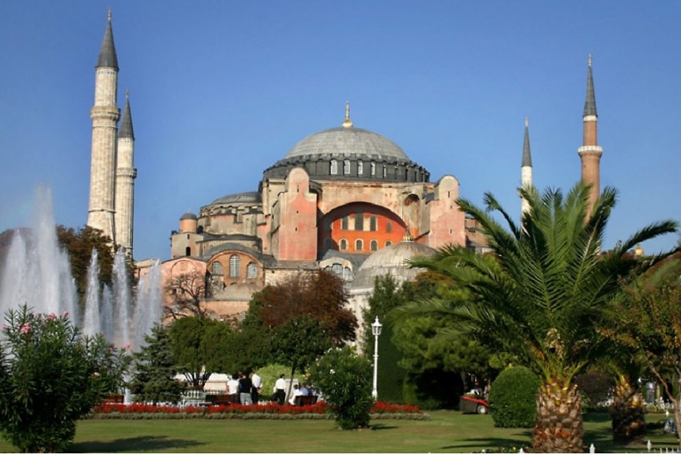 Съдът в Турция реши: Църквата 