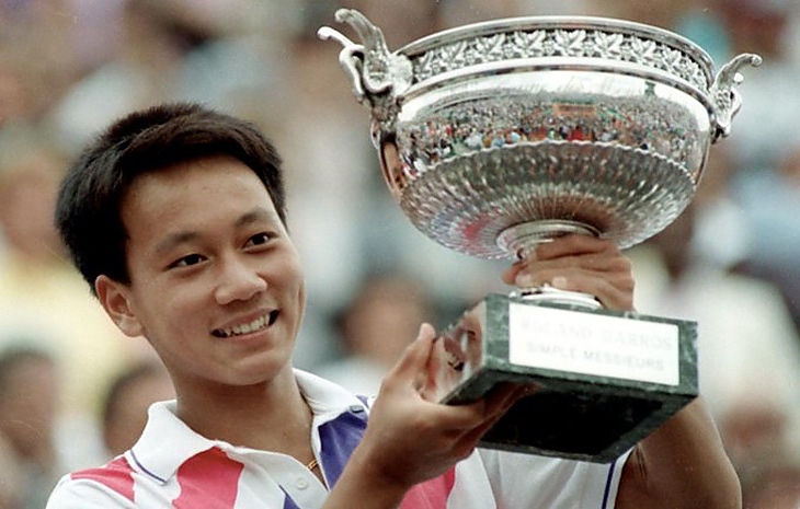 Кой е най-младият победител в турнир от Големия шлем по тенис при мъжете
