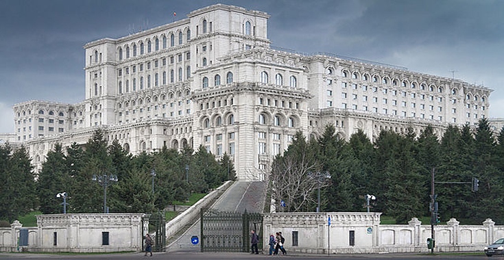 Парламентът в Румъния е най-тежката сграда в света
