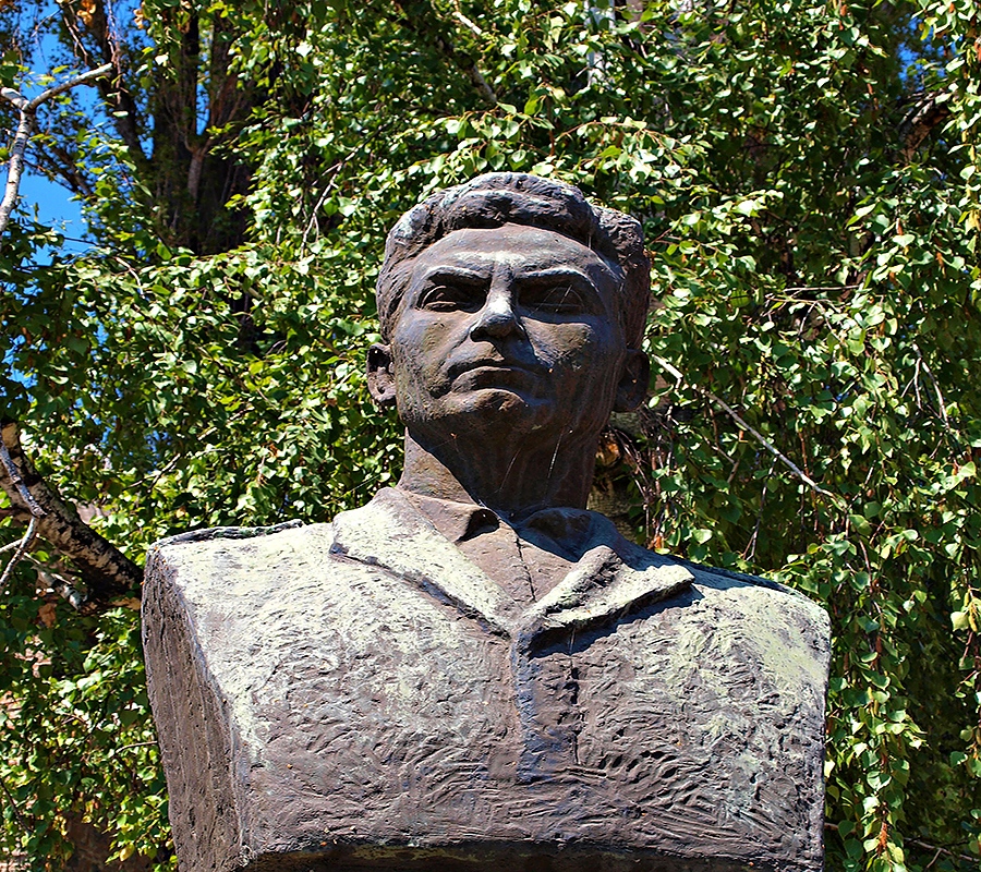 В Брюксел има паметник на българския партизанин Тодор Ангелов