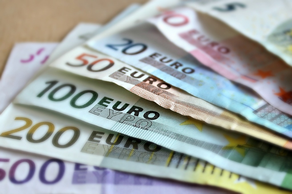 500 евро е най-високият номинал, от който е отпечатвана влязла в обращение евробанкнота.