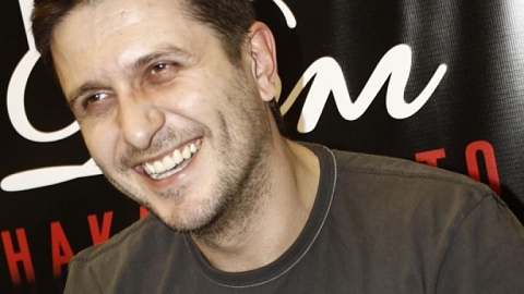 Асен Блатечки е роден на 22 март 1971 г. в София