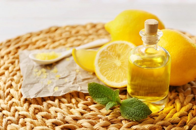 Етерично масло от лимон срещу косопад