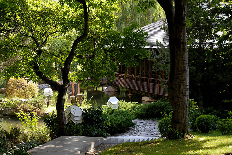 Японската градина на Японския хотел