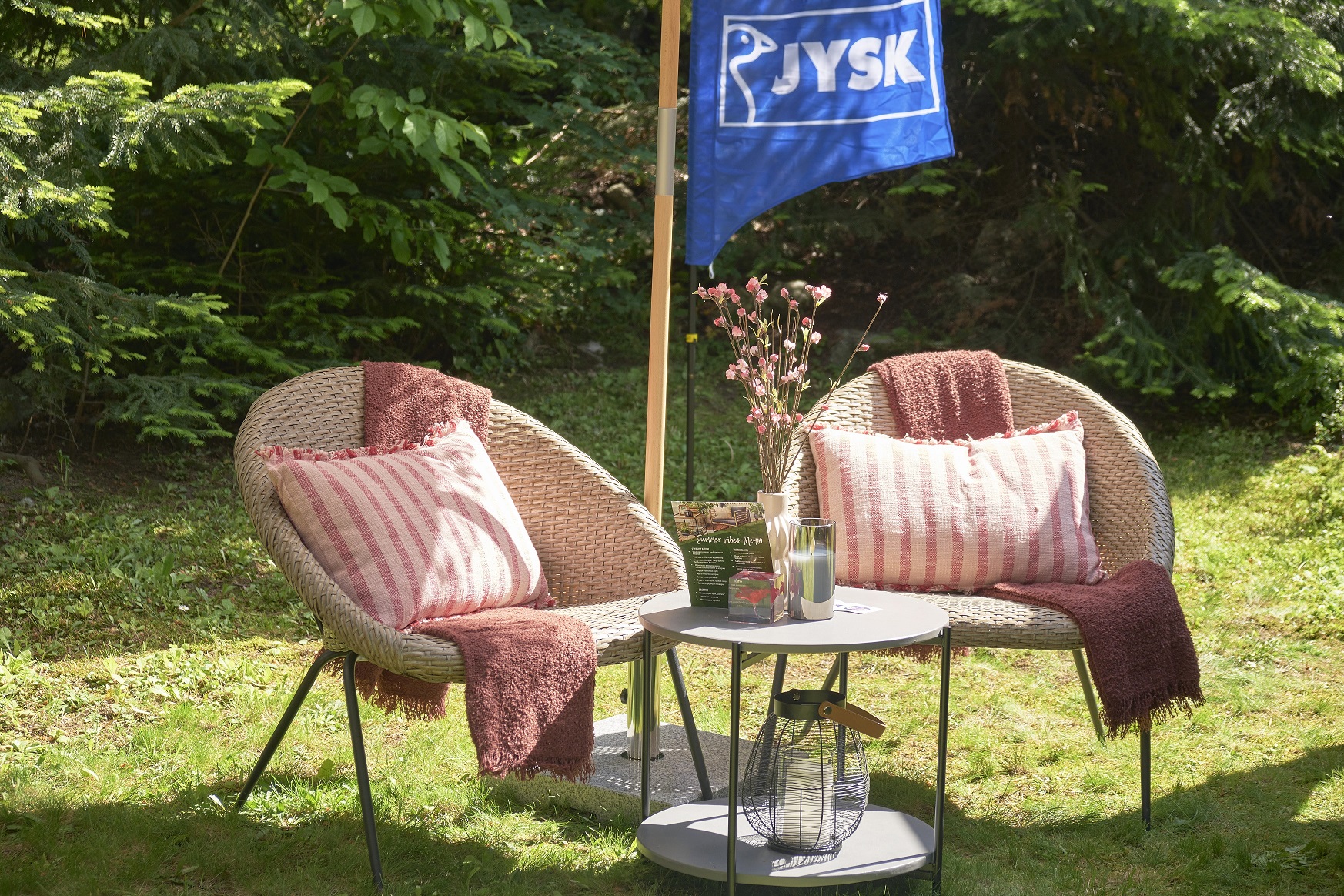 JYSK България представи новата си колекция градински мебели сезон 2023