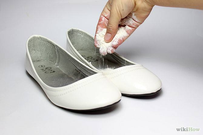 Сода бикарбонат срещу неприятна миризма в обувките