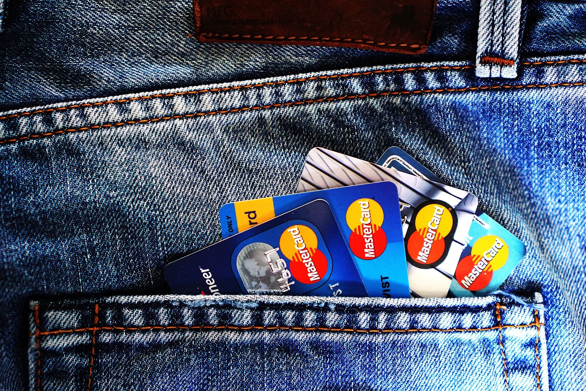Безопасно пазаруване в интернет с кредитна карта